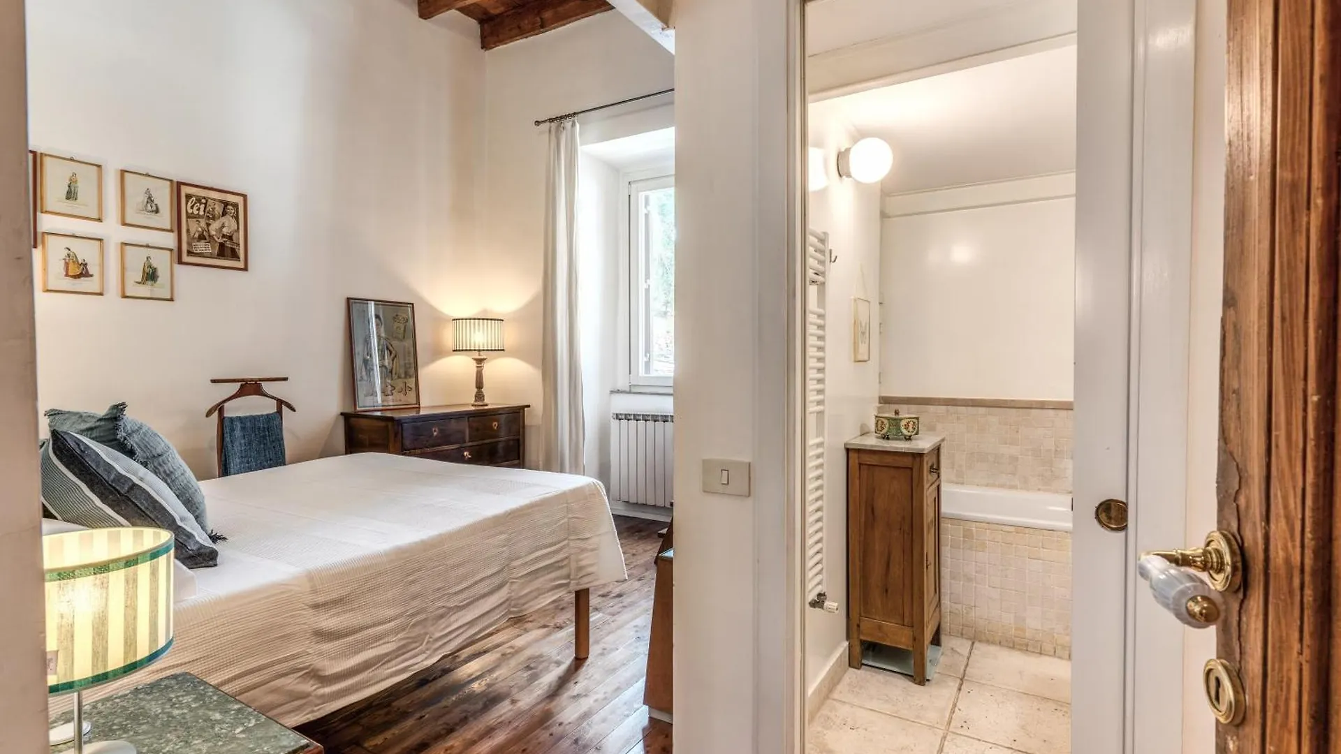 Apartment Trastevere Design & Comfort Rome Italy